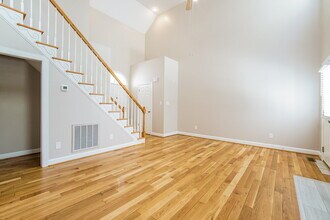 2012 Winston Diamond Ct in Raleigh, NC - Foto de edificio - Building Photo