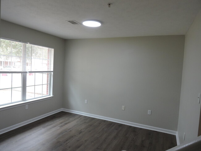 173 Swaying Pine Ct in Crestview, FL - Building Photo - Building Photo