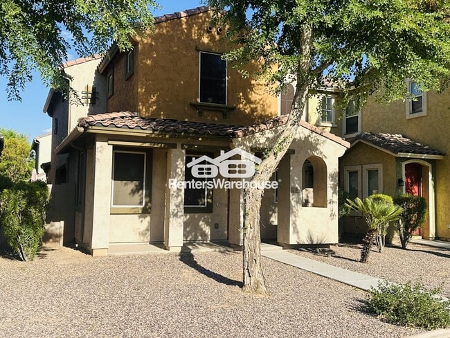 105 N 87th Ave in Tolleson, AZ - Building Photo - Building Photo