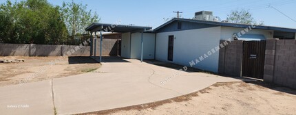7649 W Mitchell Dr in Phoenix, AZ - Building Photo - Building Photo