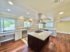 6415 Spear St in San Diego, CA - Building Photo - Building Photo