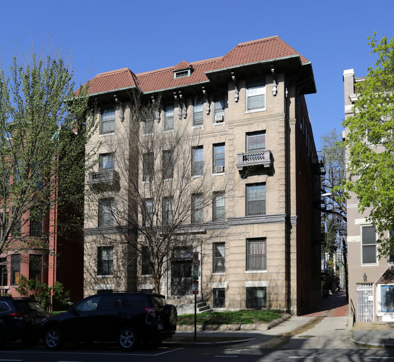 1924 17th St NW in Washington, DC - Building Photo