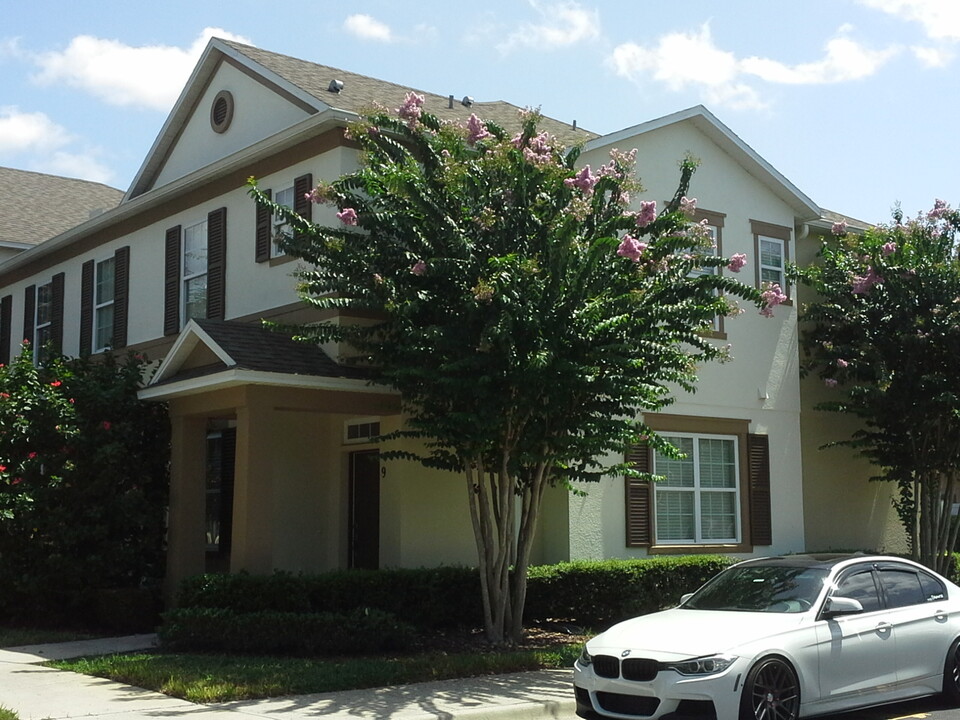 8259 Maritime Flag St in Windermere, FL - Foto de edificio