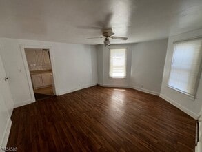 155 W Washington Ave in Washington, NJ - Building Photo - Building Photo