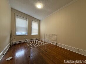 883 Huntington Ave, Unit 11 in Boston, MA - Building Photo - Building Photo