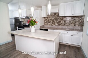 9413 Farralone Ave in Los Angeles, CA - Building Photo