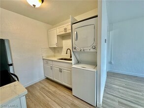 4241 Tarpon Ave in Bonita Springs, FL - Building Photo - Building Photo