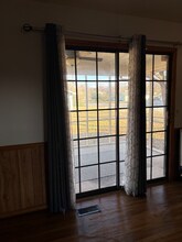 1035 McClure Ln in Mountain Home, AR - Foto de edificio - Building Photo