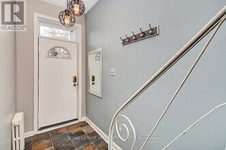 94 St Andrew St in Ottawa, ON - Building Photo - Building Photo
