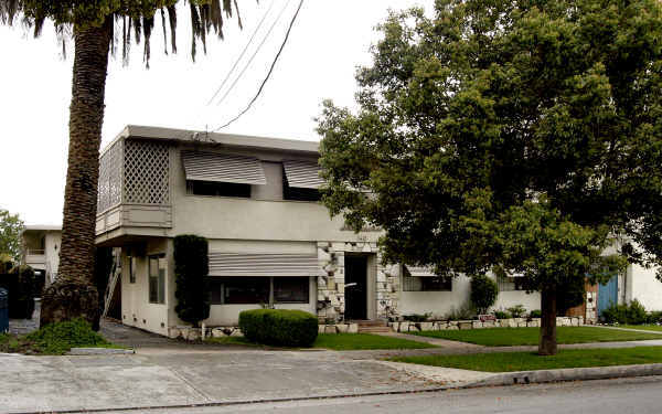 Stonehurst in Pasadena, CA - Foto de edificio - Building Photo