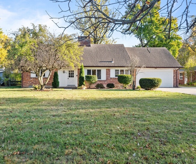 3735 Heatherdowns Blvd in Toledo, OH - Building Photo - Building Photo