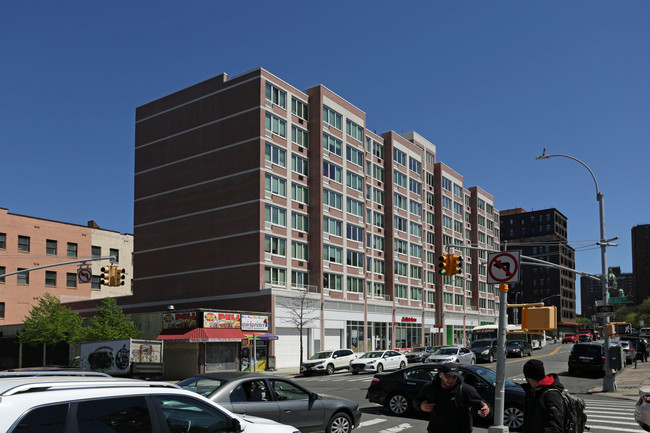 The Graham in Bronx, NY - Foto de edificio - Building Photo