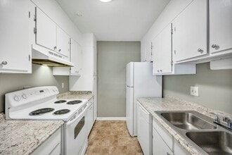 321 Cambout St in Columbia, SC - Building Photo - Building Photo