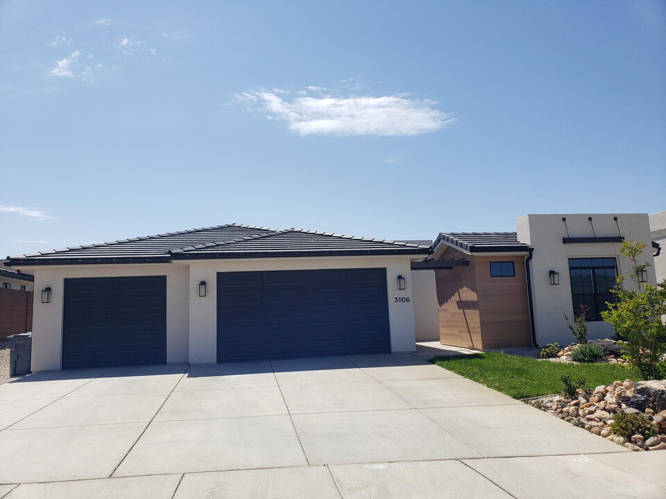 3106 E Photinia Dr in Saint George, UT - Building Photo