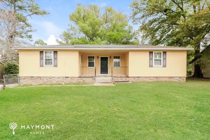230 Quail Creek Dr in Hopkins, SC - Building Photo