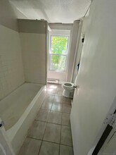 82 6th St in Norwich, CT - Building Photo - Building Photo