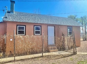 207 Spring St in Pueblo, CO - Building Photo