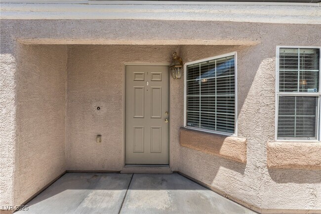 4840 Mars Black Ct in Las Vegas, NV - Building Photo - Building Photo