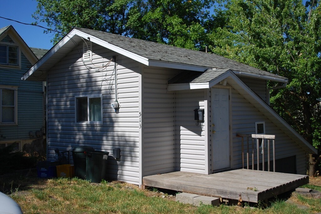 513-515-515 NE Kamiaken St in Pullman, WA - Building Photo