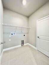 9359 Highland Hls Dr in Hudson, FL - Building Photo - Building Photo