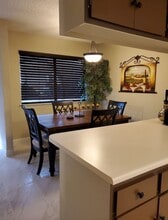 5729 Smoke Ranch Rd in Las Vegas, NV - Building Photo - Building Photo