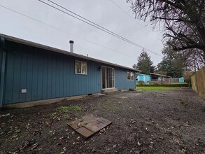 1106 106th St Ct E in Tacoma, WA - Building Photo - Building Photo