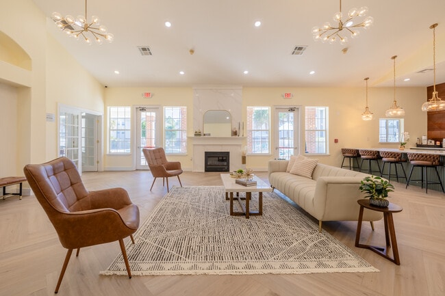 Royal Point Apartments in Kingsland, GA - Building Photo - Building Photo