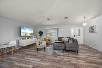 5193 Boyle Terrace in Port Charlotte, FL - Building Photo - Building Photo