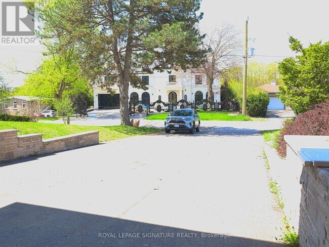 38 Idleswift Dr in Vaughan, ON - Building Photo - Building Photo
