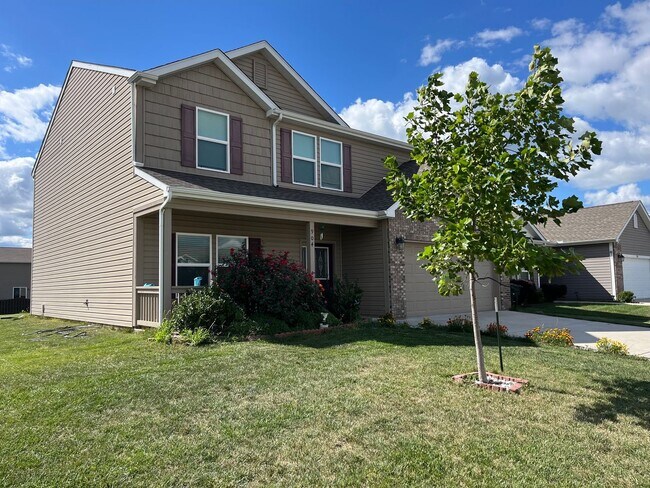 904 Clydesdale Dr in Lafayette, IN - Building Photo - Building Photo