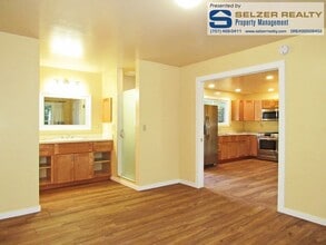 108 Echo Way in Ukiah, CA - Building Photo - Building Photo