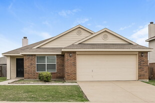 9301 St Martin Rd in Fort Worth, TX - Building Photo