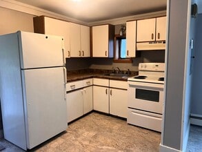 59 Summer St, Unit 3 in Lancaster, NH - Building Photo - Building Photo