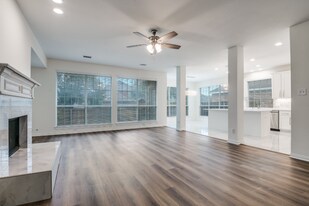 7814 Wilmington Dr in Rowlett, TX - Building Photo