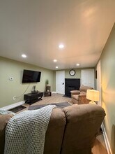 305 W Main St in Jonesborough, TN - Building Photo - Building Photo