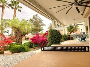 4952 Grey Mesa St in Las Vegas, NV - Foto de edificio - Building Photo