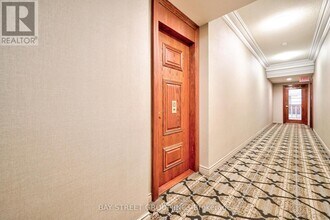 18-118 Pemberton Ave in Toronto, ON - Building Photo - Building Photo
