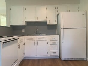 4610 14th Ave S in St. Petersburg, FL - Building Photo - Building Photo