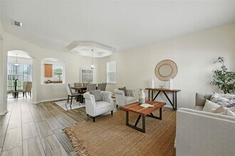 5233 Los Palma Vista Dr in Orlando, FL - Building Photo - Building Photo