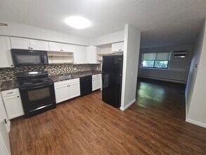 15 Davis Rd in Acton, MA - Building Photo - Building Photo