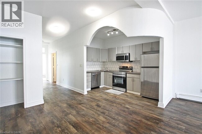 property at 590 Main St E