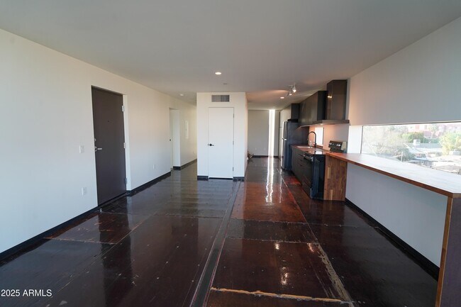 1436 S Terrace Rd in Tempe, AZ - Building Photo - Building Photo