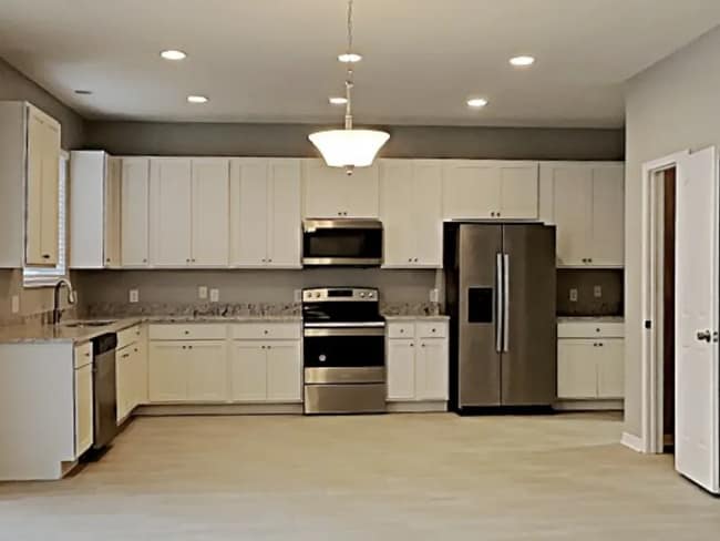 2117 Hunters Greene Dr in Lakeland, FL - Building Photo - Building Photo