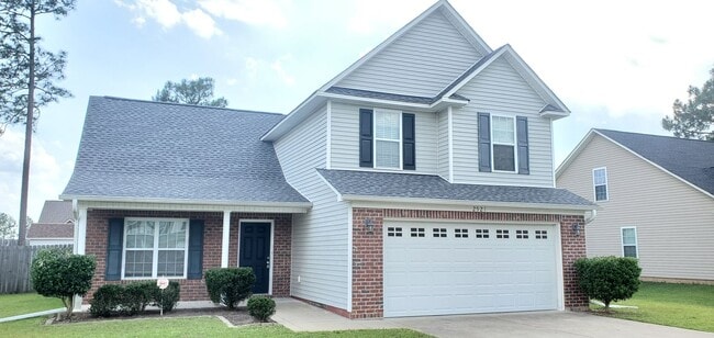 property at 2921 Aristocrat Ln