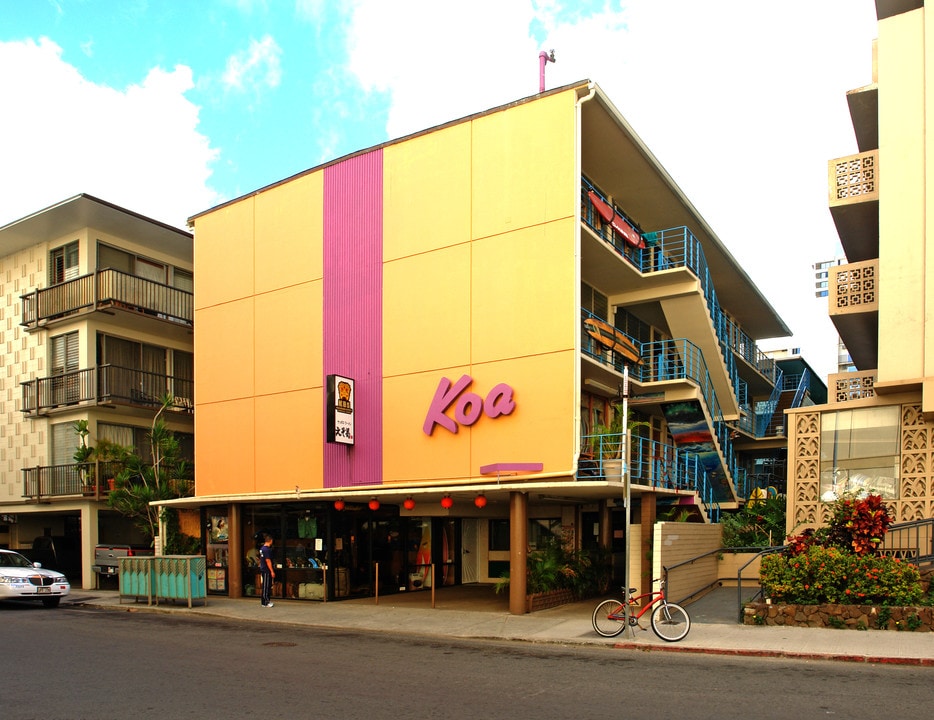 Koa in Honolulu, HI - Building Photo