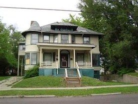 507 E Ravine Ave in Peoria, IL - Building Photo