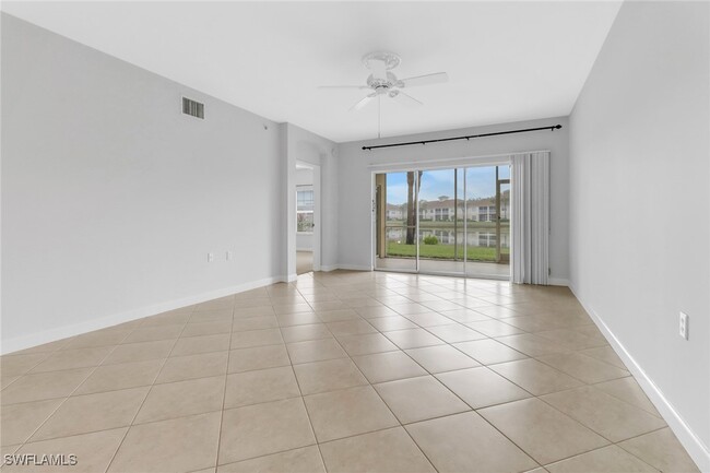 3047 Horizon Ln in Naples, FL - Building Photo - Building Photo