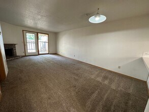 762 SW 206th Pl in Beaverton, OR - Building Photo - Building Photo