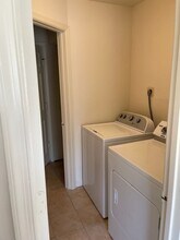 5516 Sully Lake Dr in Centreville, VA - Building Photo - Building Photo