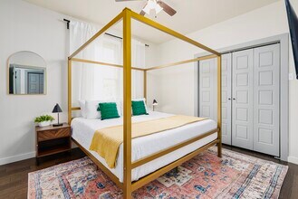419 N Hackberry St in San Antonio, TX - Building Photo - Building Photo